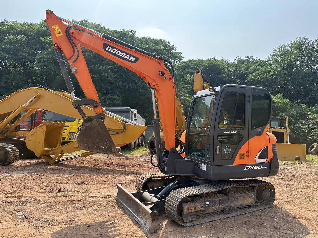 DOOSAN DX60 - Miniexcavadora: foto 1 DOOSAN DX60 - Miniexcavadora: foto 1