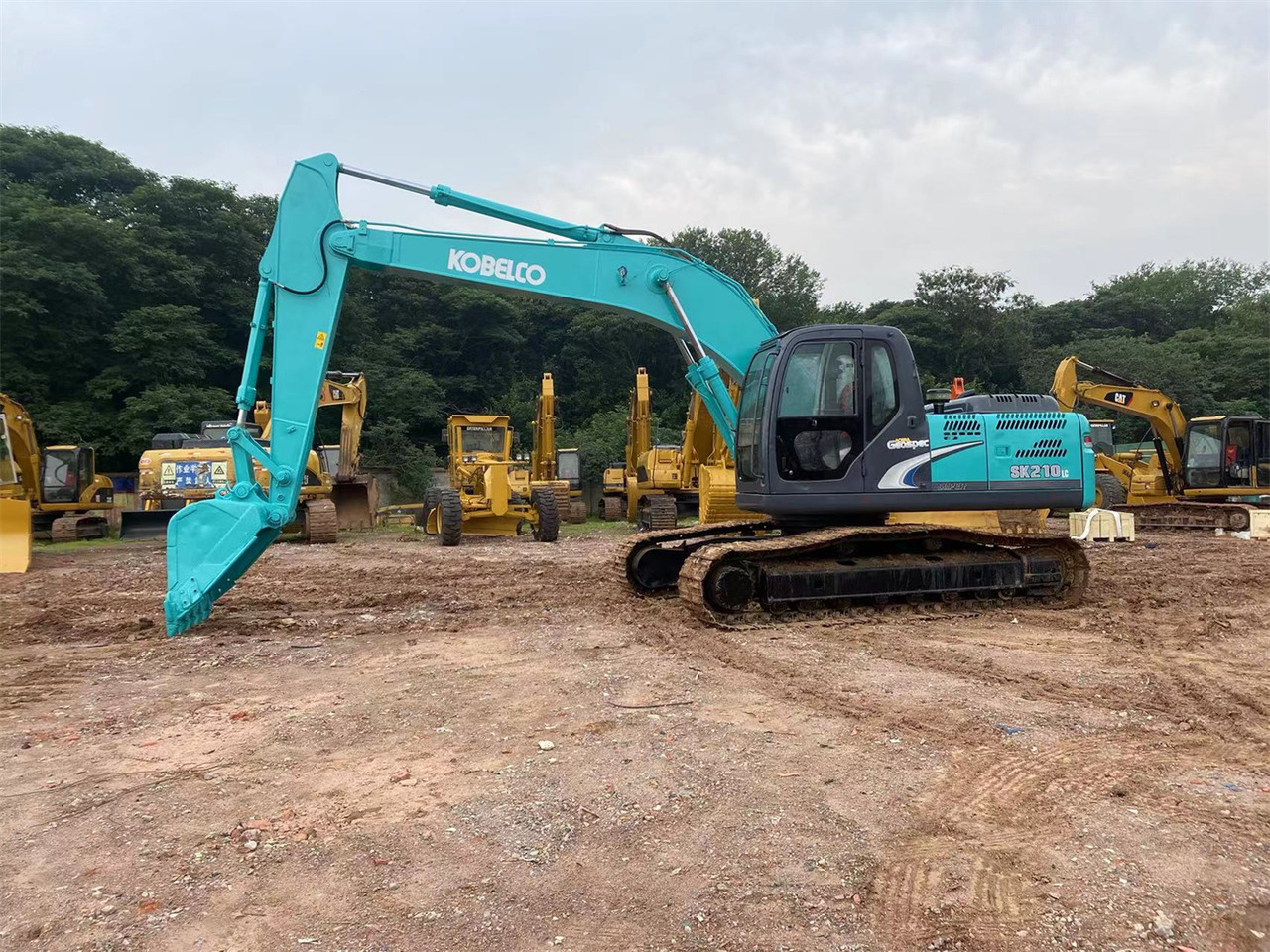 KOBELCO SK210LC-8 - Excavadora de cadenas: foto 3 KOBELCO SK210LC-8 - Excavadora de cadenas: foto 3
