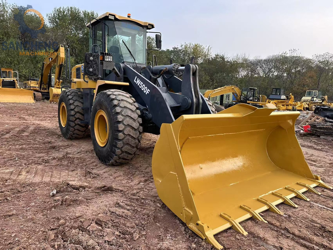 XCMG LW500F - Cargadora de ruedas: foto 4 XCMG LW500F - Cargadora de ruedas: foto 4