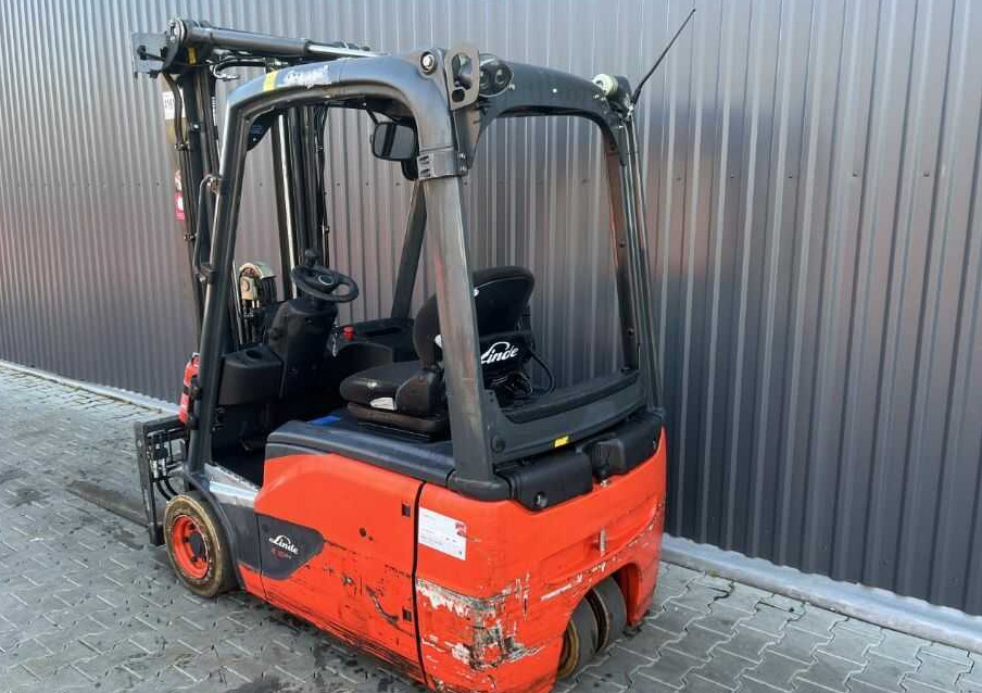 Linde E16-02 - Carretilla elevadora eléctrica: foto 3 Linde E16-02 - Carretilla elevadora eléctrica: foto 3