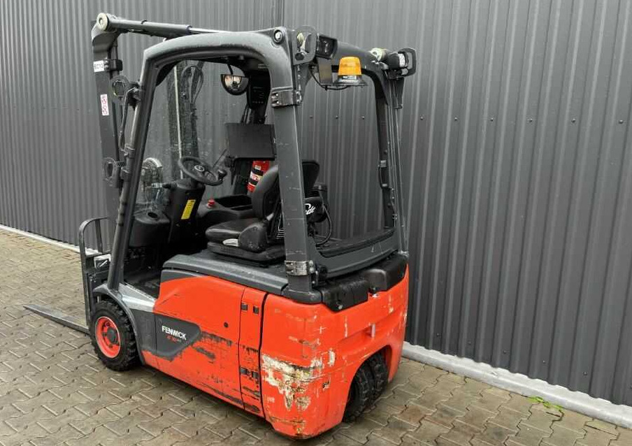 Linde E16-02 - Carretilla elevadora eléctrica: foto 3 Linde E16-02 - Carretilla elevadora eléctrica: foto 3