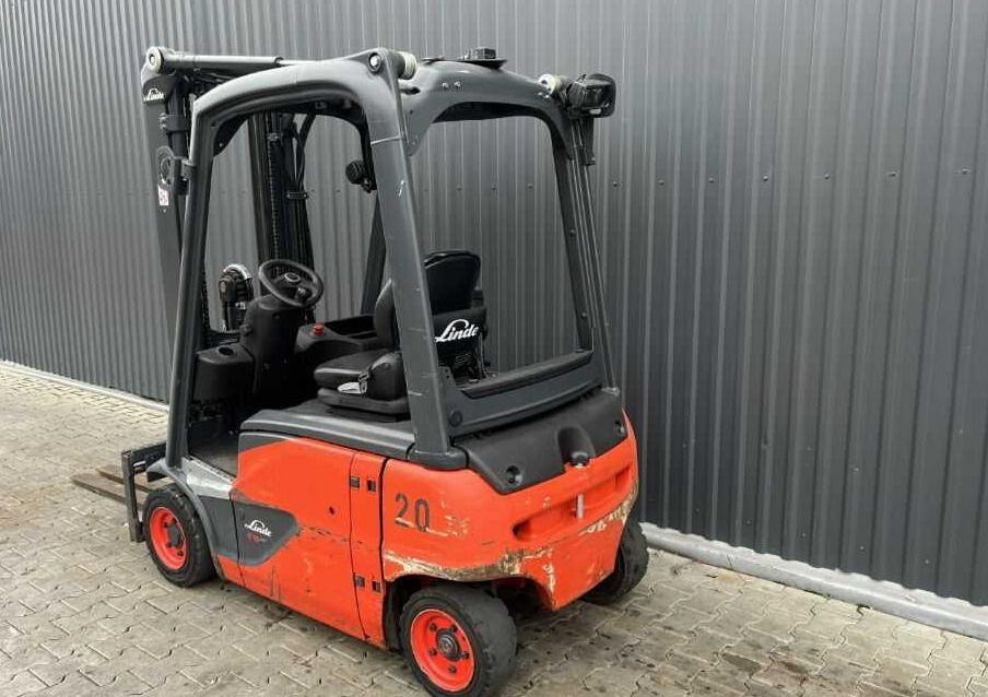 Linde E16P-02 - Carretilla elevadora eléctrica: foto 3 Linde E16P-02 - Carretilla elevadora eléctrica: foto 3