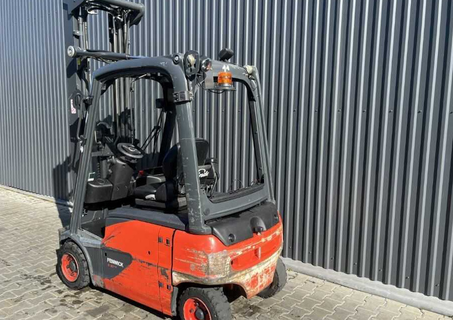 Linde E16P-02 - Carretilla elevadora eléctrica: foto 3 Linde E16P-02 - Carretilla elevadora eléctrica: foto 3