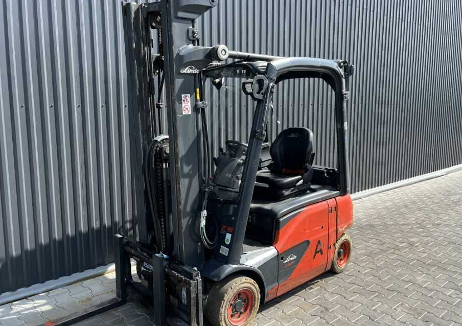 Linde E16P-02 - Carretilla elevadora eléctrica: foto 1 Linde E16P-02 - Carretilla elevadora eléctrica: foto 1