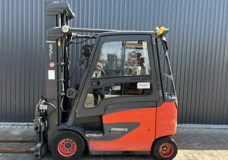 Linde E30H-01/600 - Carretilla elevadora eléctrica: foto 2 Linde E30H-01/600 - Carretilla elevadora eléctrica: foto 2