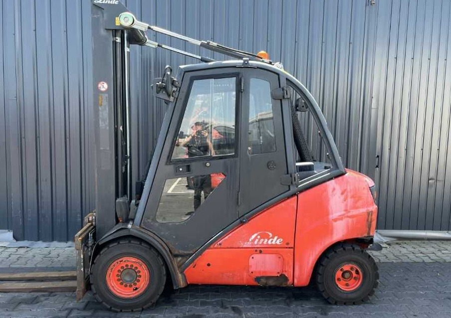 Linde H35D - Carretilla elevadora diésel: foto 2 Linde H35D - Carretilla elevadora diésel: foto 2