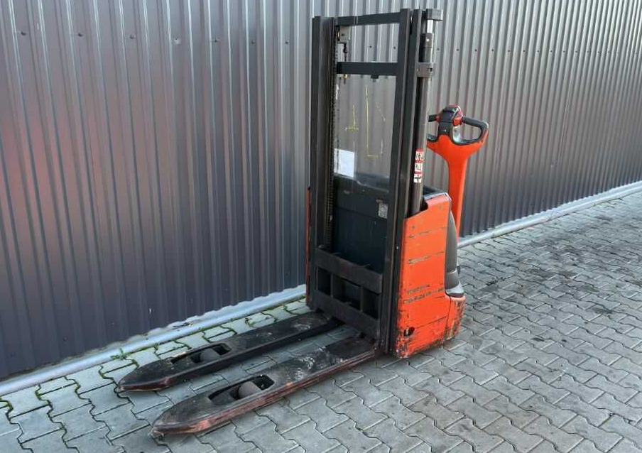 Linde L12 - Apilador: foto 1 Linde L12 - Apilador: foto 1