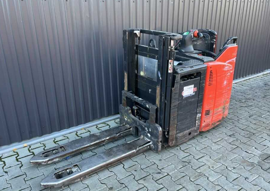 Linde L12LHP - Apilador: foto 1 Linde L12LHP - Apilador: foto 1