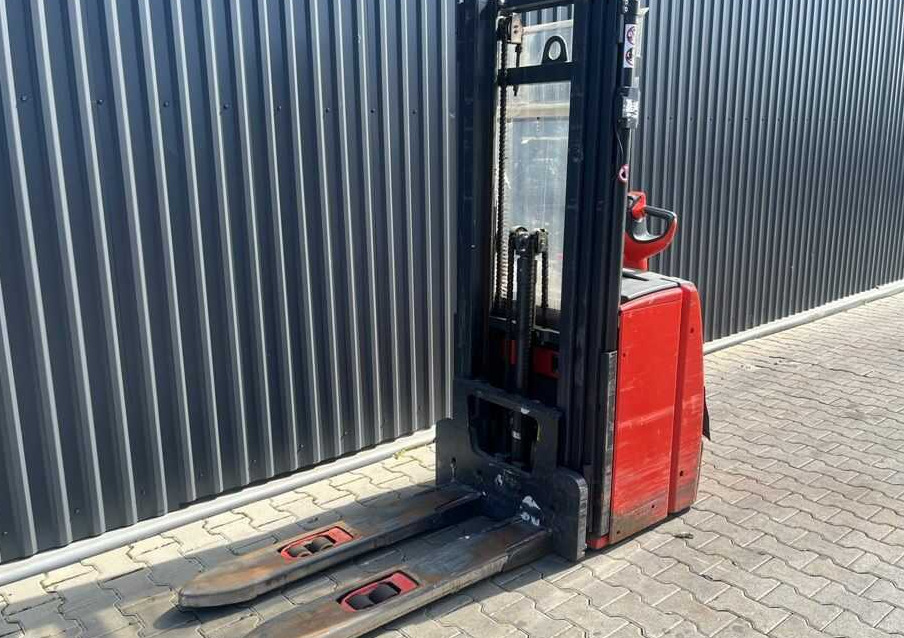 Linde L14 - Apilador: foto 1 Linde L14 - Apilador: foto 1