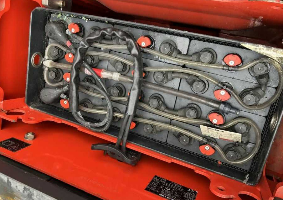 Linde P30C - Remolcadora: foto 5 Linde P30C - Remolcadora: foto 5