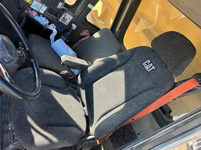 Caterpillar 771D - Dúmper: foto 5 Caterpillar 771D - Dúmper: foto 5