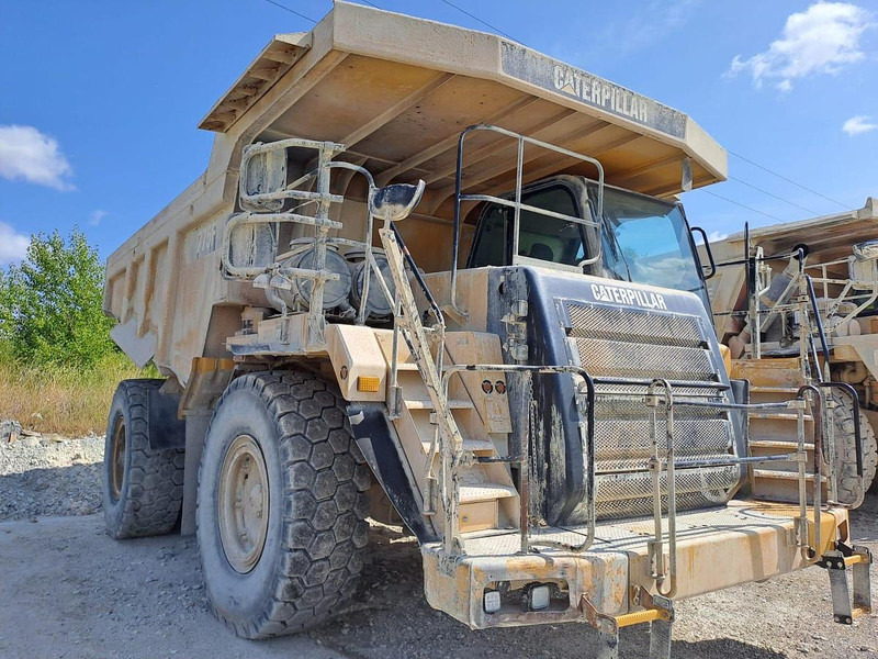 Caterpillar 775F - Dúmper: foto 2 Caterpillar 775F - Dúmper: foto 2