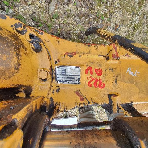 Liebherr 922 - Eje y piezas: foto 4 Liebherr 922 - Eje y piezas: foto 4