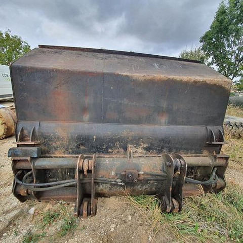 Cazo cargador Liebherr L50 L70: foto 6