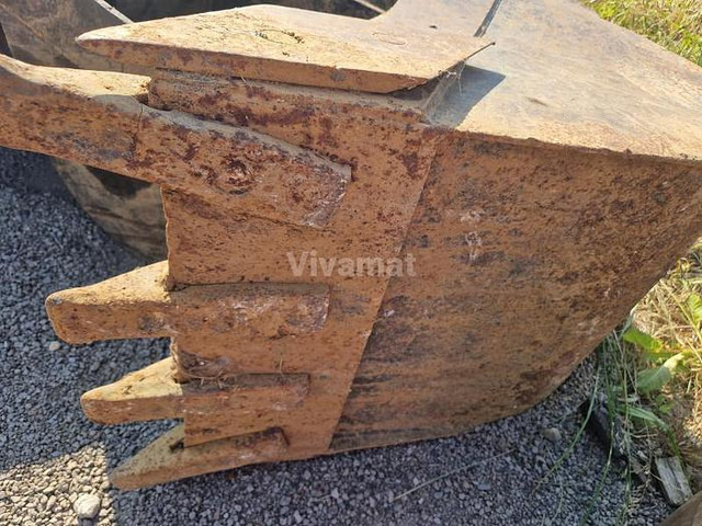 Terex TLB840PS - Cazo para excavadora: foto 2 Terex TLB840PS - Cazo para excavadora: foto 2