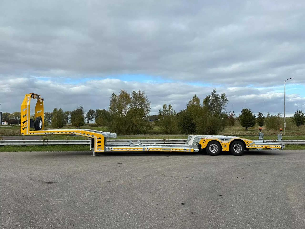 Semirremolque portavehículos Vegamax (2 Axle Truck Transport): foto 13