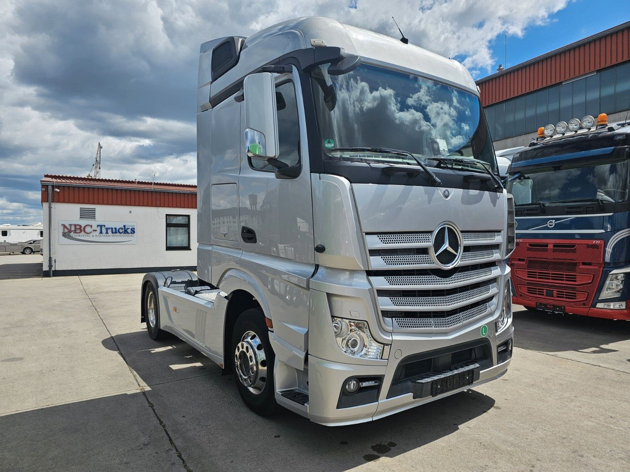 Mercedes-Benz ACTROS 1851 * 2X VORHANDEN * ACC * STANDH. *EUR5 - Cabeza tractora: foto 3 Mercedes-Benz ACTROS 1851 * 2X VORHANDEN * ACC * STANDH. *EUR5 - Cabeza tractora: foto 3