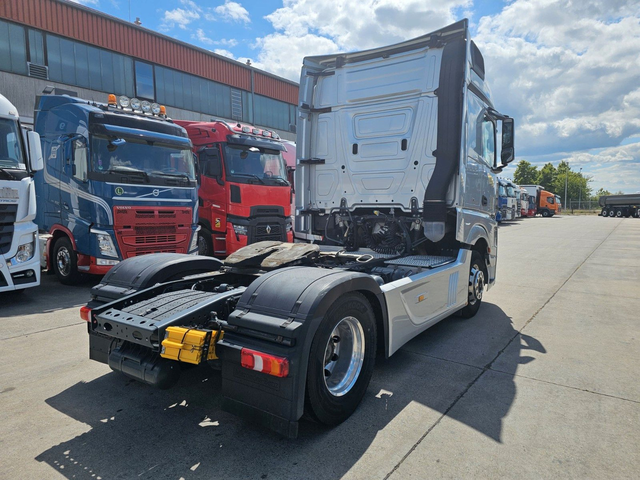 Mercedes-Benz ACTROS 1851 * 2X VORHANDEN * ACC * STANDH. *EUR5 - Cabeza tractora: foto 5 Mercedes-Benz ACTROS 1851 * 2X VORHANDEN * ACC * STANDH. *EUR5 - Cabeza tractora: foto 5