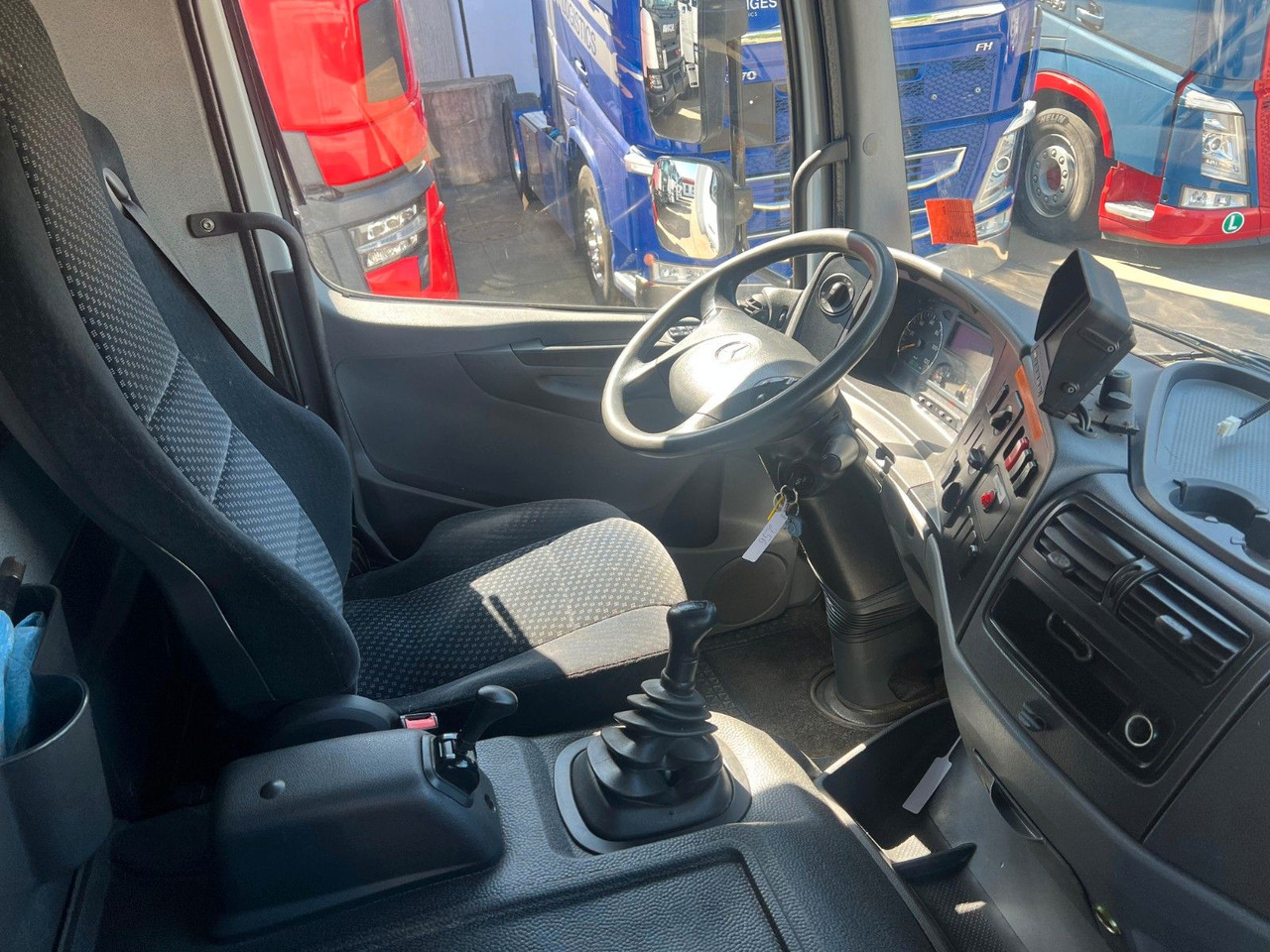 Camión frigorífico Mercedes-Benz Atego 1224 * KLIMA * THERMO KING * BÄR 1,5t *: foto 12
