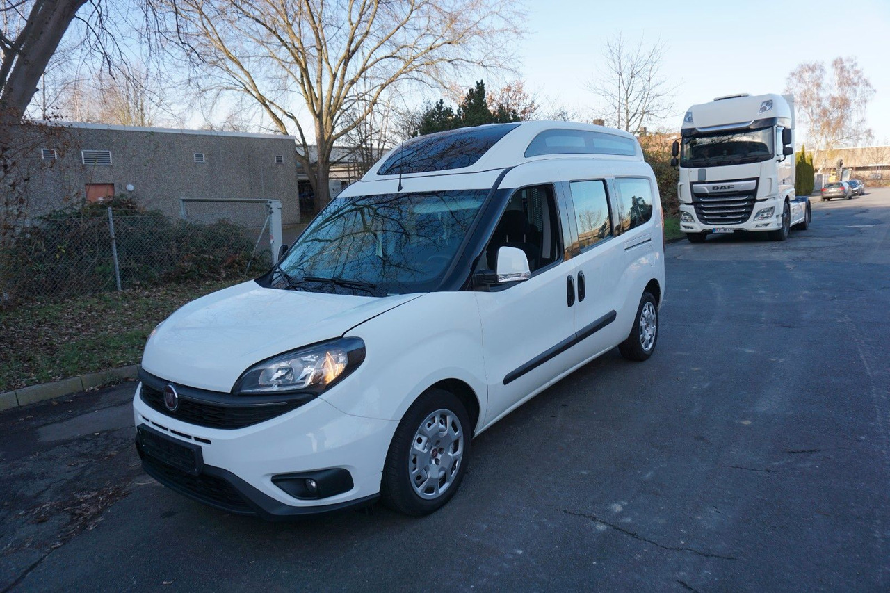 Fiat Doblo 1.6 16V Multijet 88kW Rollstuhlumbau - Furgoneta de pasajeros: foto 1 Fiat Doblo 1.6 16V Multijet 88kW Rollstuhlumbau - Furgoneta de pasajeros: foto 1
