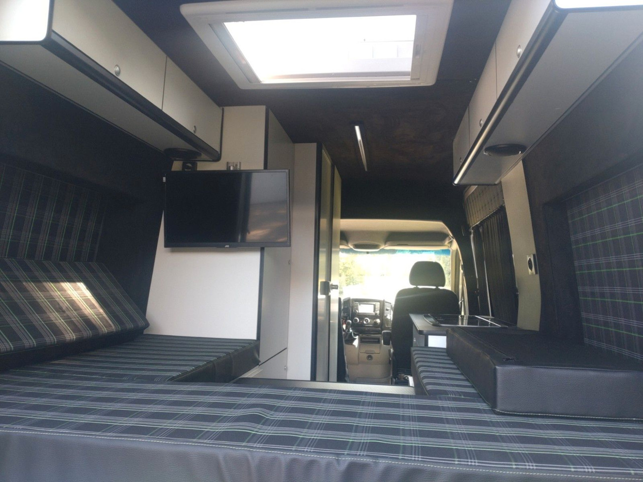 Leasing de  Mercedes-Benz Sprinter 3,5t  Solar / Dusche / WC Mercedes-Benz Sprinter 3,5t  Solar / Dusche / WC: foto 10 Leasing de  Mercedes-Benz Sprinter 3,5t  Solar / Dusche / WC Mercedes-Benz Sprinter 3,5t  Solar / Dusche / WC: foto 10