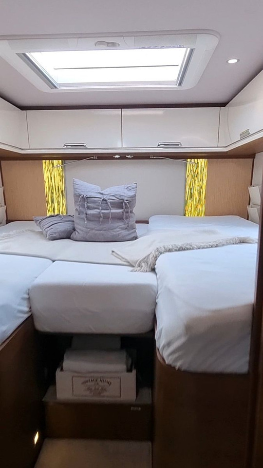 Niesmann + Bischoff Flair 880 BE Niesmann + Bischoff Flair 880 BE - Autocaravana integral: foto 5 Niesmann + Bischoff Flair 880 BE Niesmann + Bischoff Flair 880 BE - Autocaravana integral: foto 5
