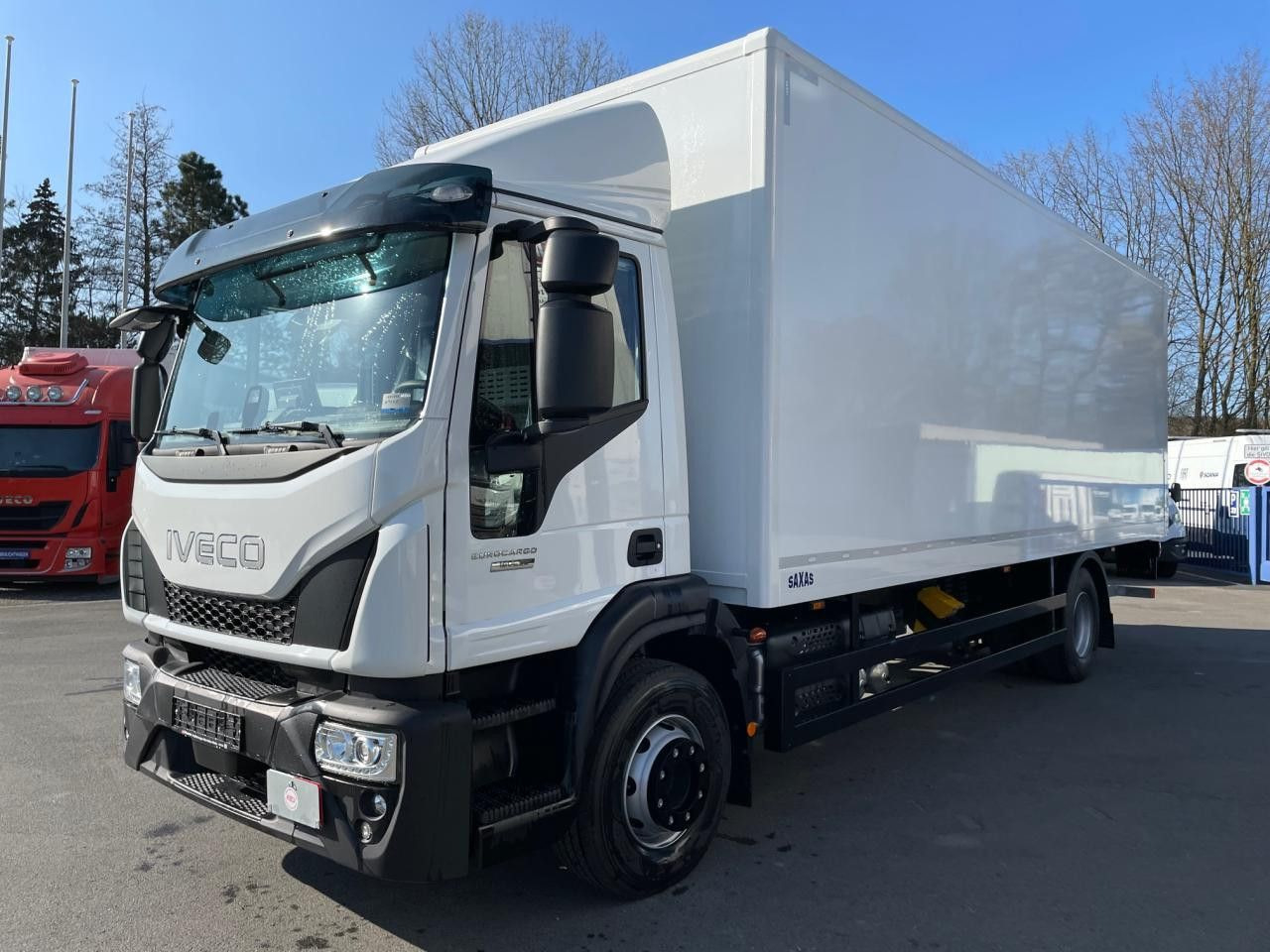 Iveco Eurocargo ML160E32 /P Euro6 Klima AHK Luftfeder - Camión caja cerrada: foto 1 Iveco Eurocargo ML160E32 /P Euro6 Klima AHK Luftfeder - Camión caja cerrada: foto 1