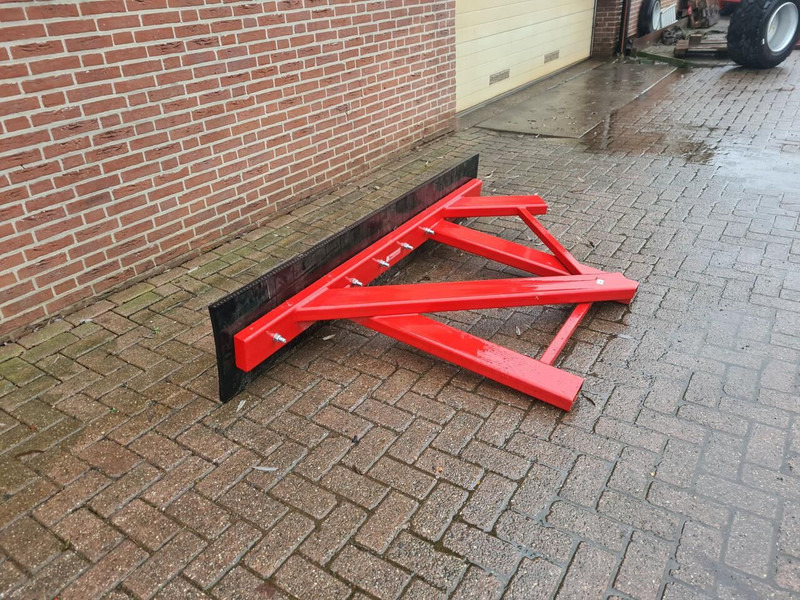 AGM rubberschuif - Maquinaria ganadera: foto 2 AGM rubberschuif - Maquinaria ganadera: foto 2