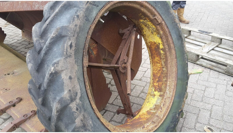 Goodyear - Neumáticos y llantas: foto 1 Goodyear - Neumáticos y llantas: foto 1