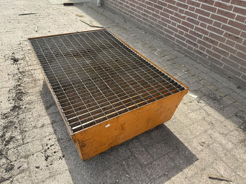 LEKBAK - Gebruikt - Camión cisterna: foto 3 LEKBAK - Gebruikt - Camión cisterna: foto 3