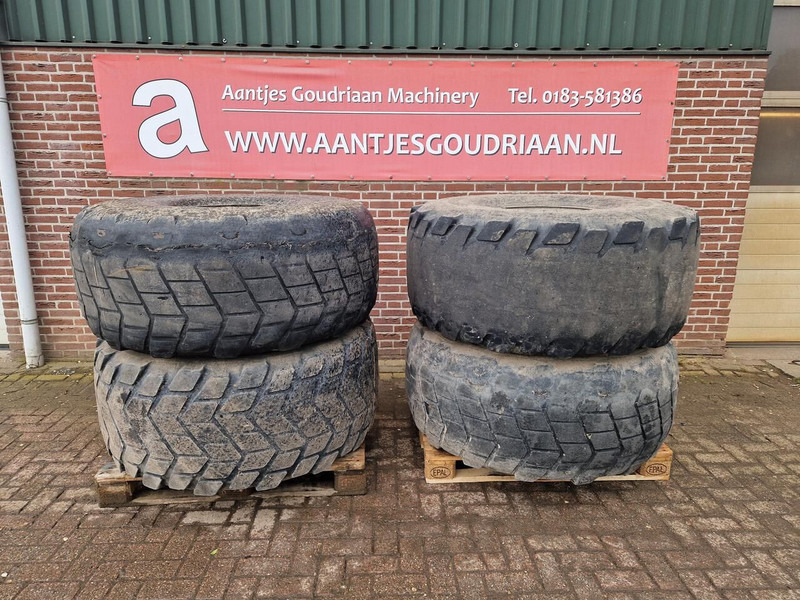 Michelin 24R20.5 - Neumático para Maquinaria agrícola: foto 1 Michelin 24R20.5 - Neumático para Maquinaria agrícola: foto 1