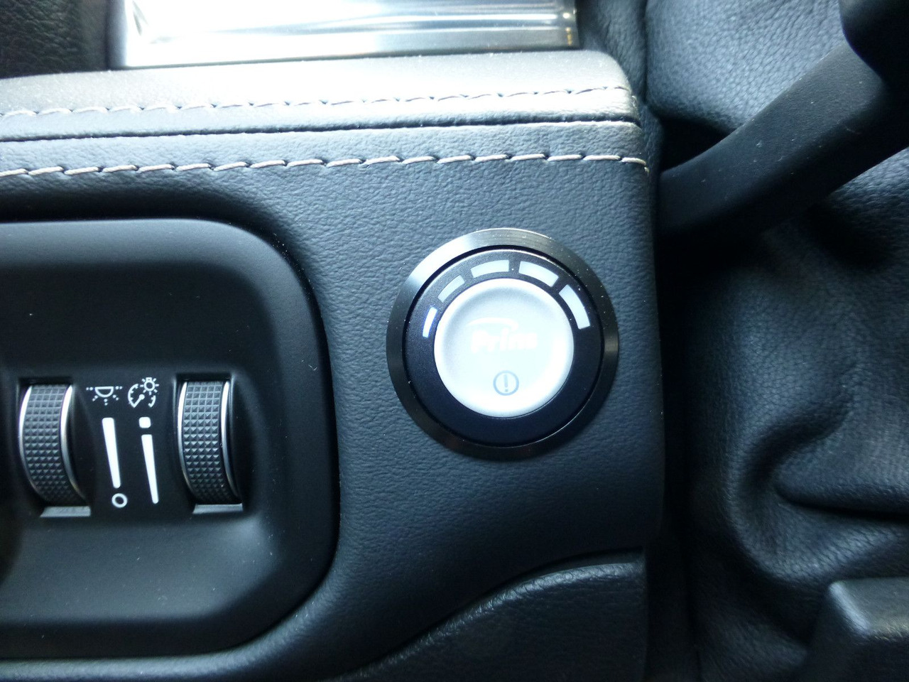 SUV/ Todoterreno Dodge RAM HEMI Limited 5.7 PRINS LPG Luftfederung: foto 17 SUV/ Todoterreno Dodge RAM HEMI Limited 5.7 PRINS LPG Luftfederung: foto 17