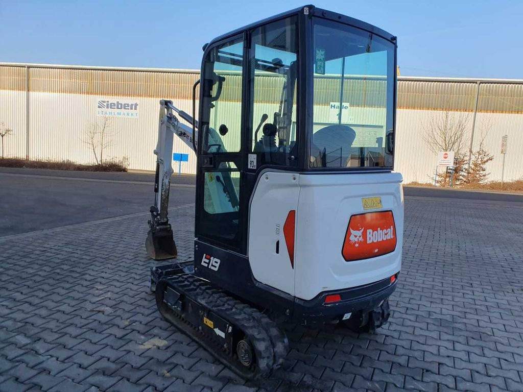 Bobcat E19 / MS01 / nur 423h! / 2023 / Tieflöffel 300mm Bobcat E19 / MS01 / nur 423h! / 2023 / Tieflöffel 300mm - Miniexcavadora: foto 5 Bobcat E19 / MS01 / nur 423h! / 2023 / Tieflöffel 300mm Bobcat E19 / MS01 / nur 423h! / 2023 / Tieflöffel 300mm - Miniexcavadora: foto 5