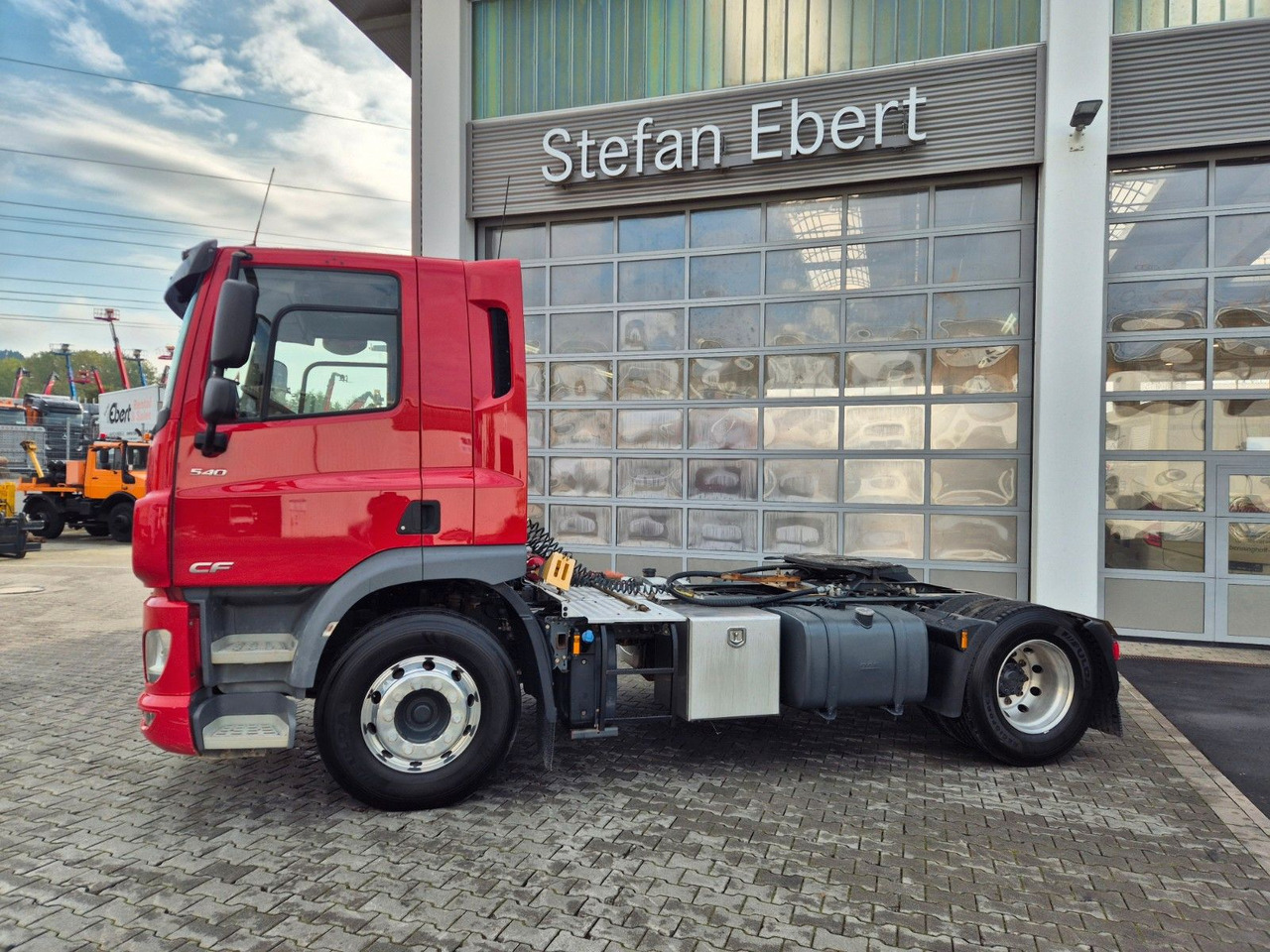 DAF CF 450 FT 4x2 Hydraulik Alu-Felgen - Cabeza tractora: foto 5 DAF CF 450 FT 4x2 Hydraulik Alu-Felgen - Cabeza tractora: foto 5