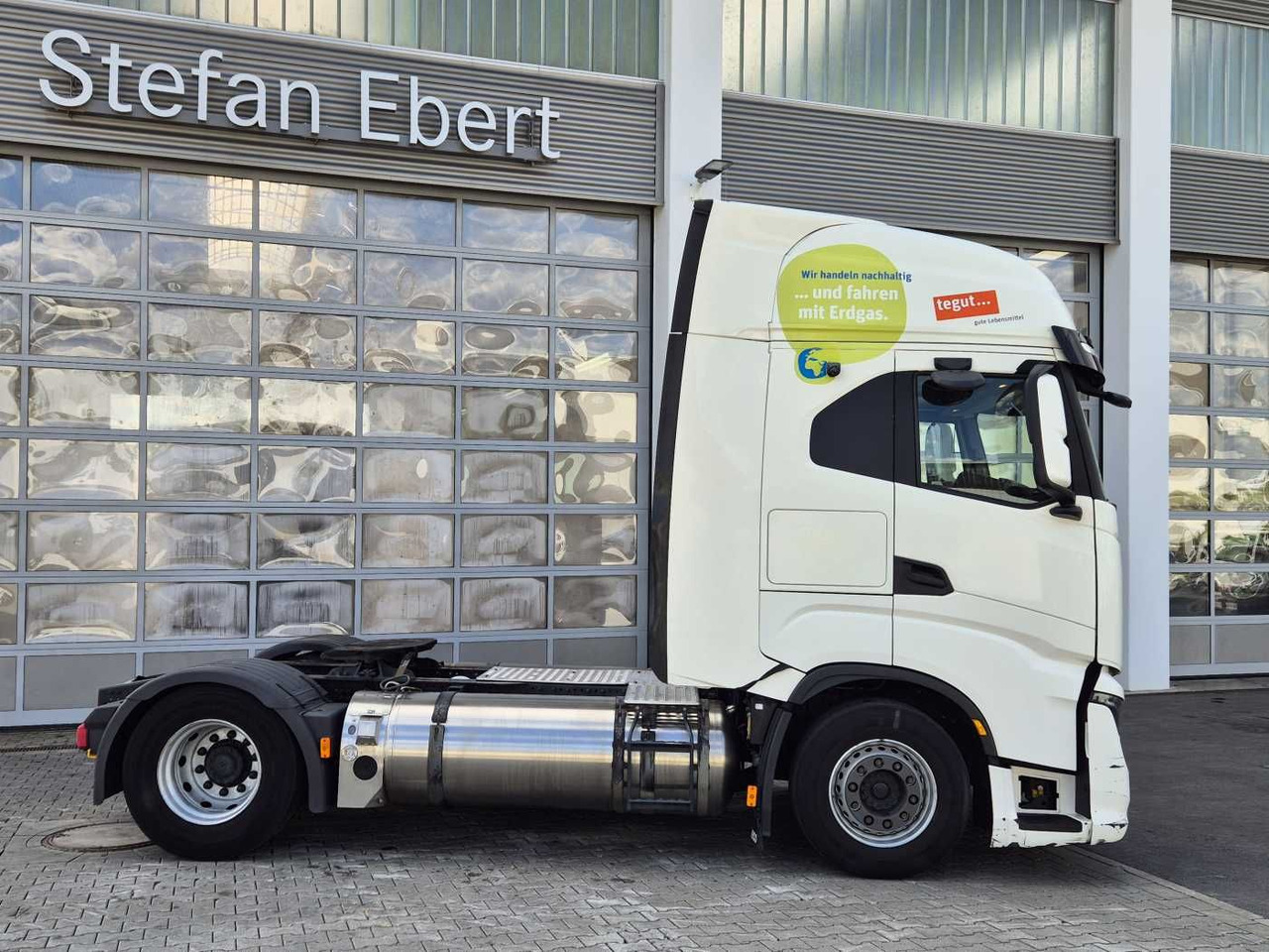 Iveco S-Way AS440S46 NG Intarder Abbiegeassistent - Cabeza tractora: foto 5 Iveco S-Way AS440S46 NG Intarder Abbiegeassistent - Cabeza tractora: foto 5