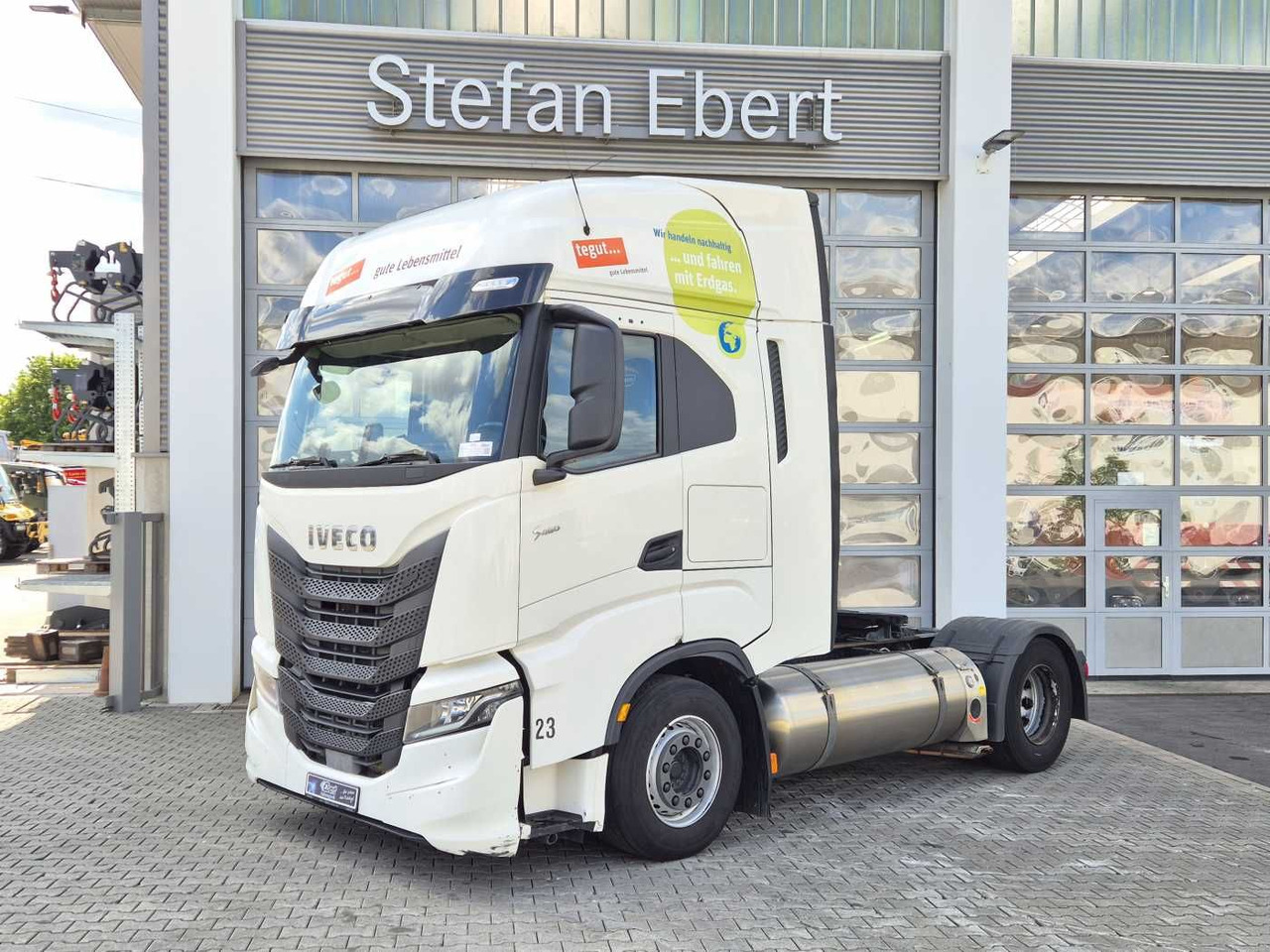 Iveco S-Way AS440S46 NG Intarder Abbiegeassistent - Cabeza tractora: foto 2 Iveco S-Way AS440S46 NG Intarder Abbiegeassistent - Cabeza tractora: foto 2