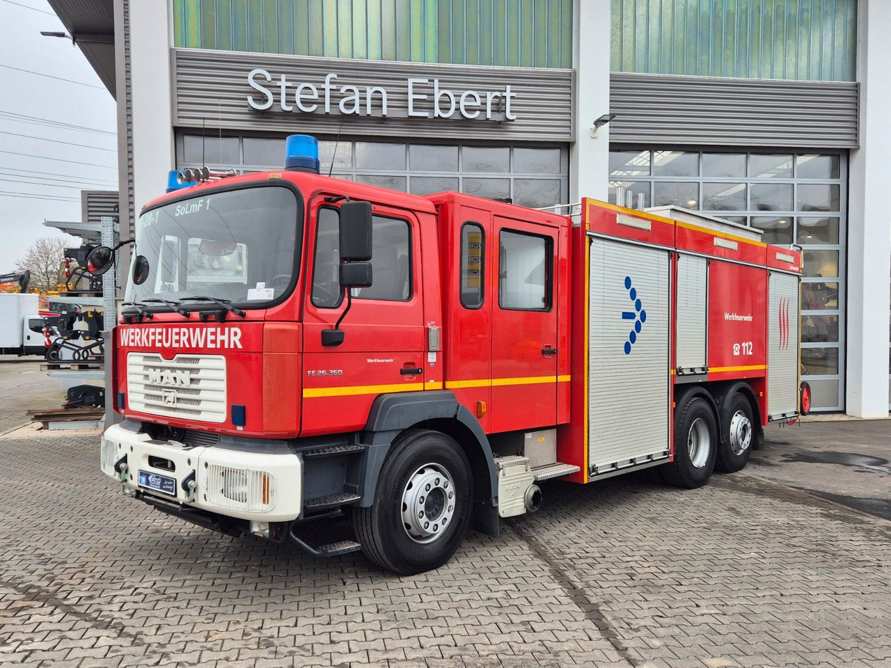 MAN FE 26.360 FNLC/L Feuerwehr Löschfahrzeug - Camión: foto 3 MAN FE 26.360 FNLC/L Feuerwehr Löschfahrzeug - Camión: foto 3