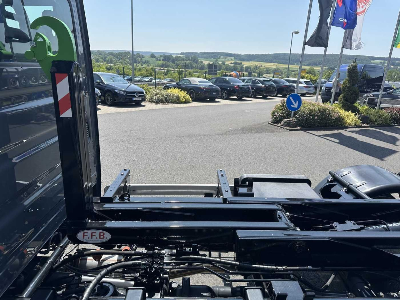 Iveco Daily 70C18 H 3.0L *R3.750mm*AHK*Luft*Sperre* - Furgoneta: foto 4 Iveco Daily 70C18 H 3.0L *R3.750mm*AHK*Luft*Sperre* - Furgoneta: foto 4