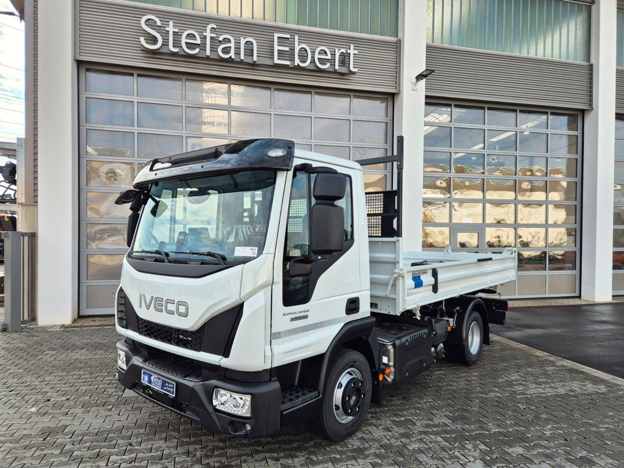 Iveco Eurocargo ML80E21 Meiller 2x AHK 3 Sitze Klima - Camión volquete: foto 2 Iveco Eurocargo ML80E21 Meiller 2x AHK 3 Sitze Klima - Camión volquete: foto 2