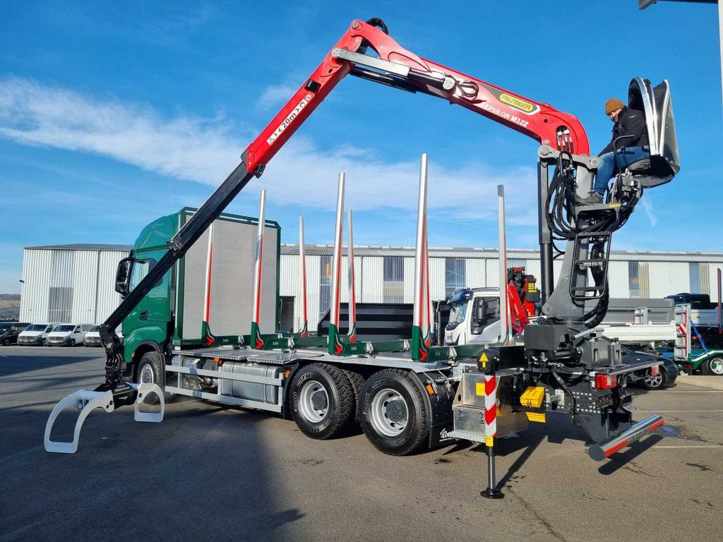 Leasing de Iveco X-Way AS300X57 Z/P HR ON+ 6x4 (6x6 Hi Traction)  Iveco X-Way AS300X57 Z/P HR ON+ 6x4 (6x6 Hi Traction): foto 13