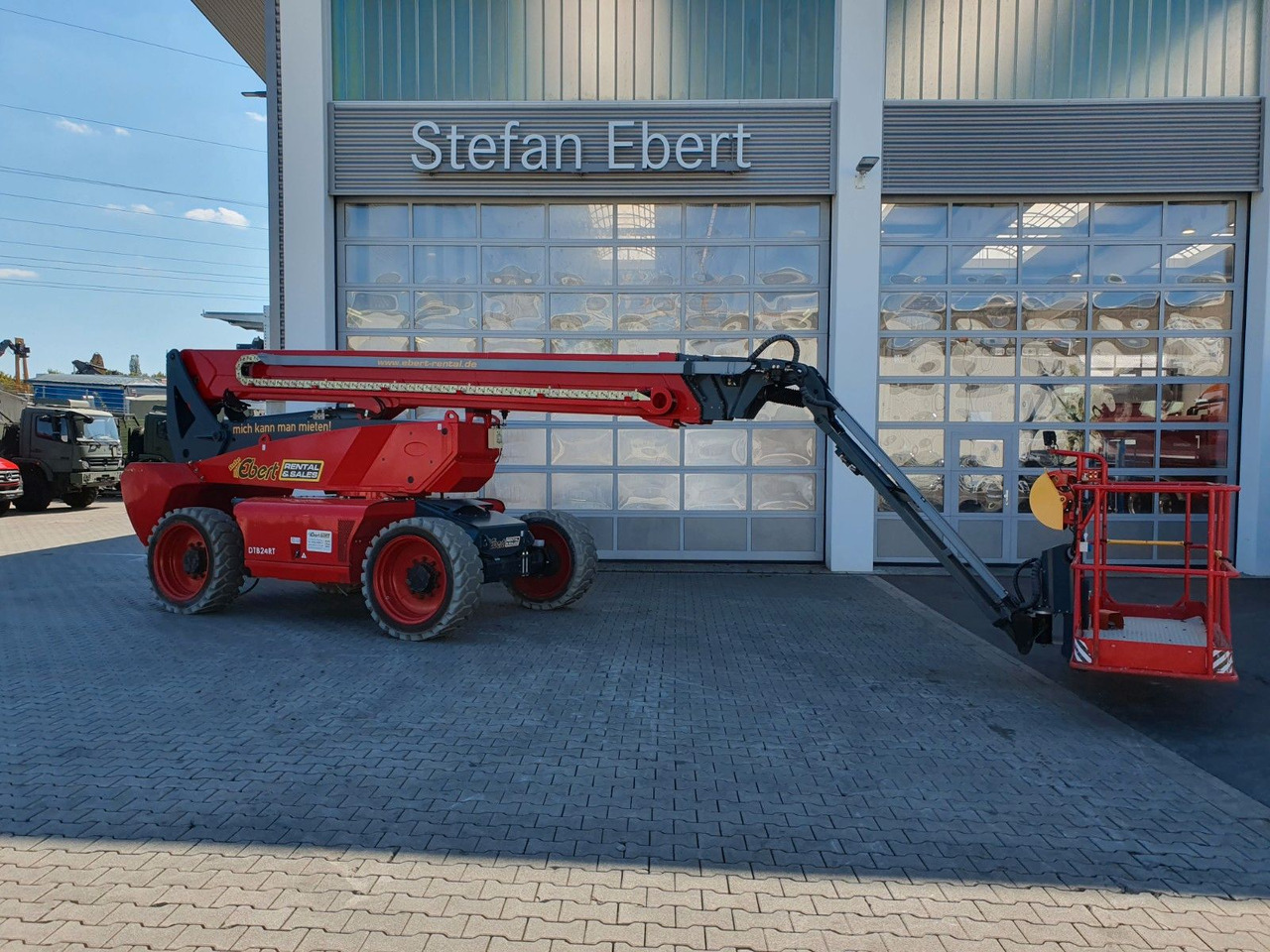 Magni DTB 24 RT 4x4 / 24,8m / 454kg / nur 1.250h - Camión con plataforma elevadora: foto 1 Magni DTB 24 RT 4x4 / 24,8m / 454kg / nur 1.250h - Camión con plataforma elevadora: foto 1