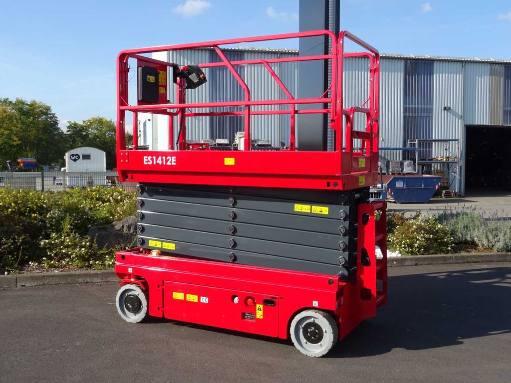 Magni ES1412E Scherenbühne // 13.8m Arbeitshöhe - Plataforma de tijeras: foto 2 Magni ES1412E Scherenbühne // 13.8m Arbeitshöhe - Plataforma de tijeras: foto 2