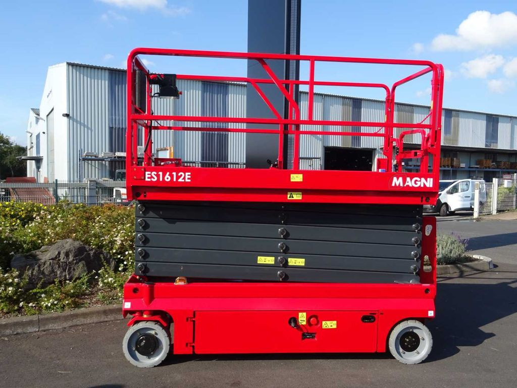 Magni ES1612E Scherenbühne // 15.7m Arbeitshöhe - Plataforma de tijeras: foto 3 Magni ES1612E Scherenbühne // 15.7m Arbeitshöhe - Plataforma de tijeras: foto 3