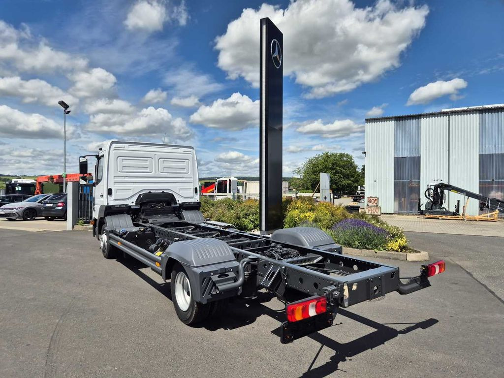 Mercedes-Benz Atego 818 L Fahrgestell, 6 Stück vorhanden - Camión chasis: foto 4 Mercedes-Benz Atego 818 L Fahrgestell, 6 Stück vorhanden - Camión chasis: foto 4
