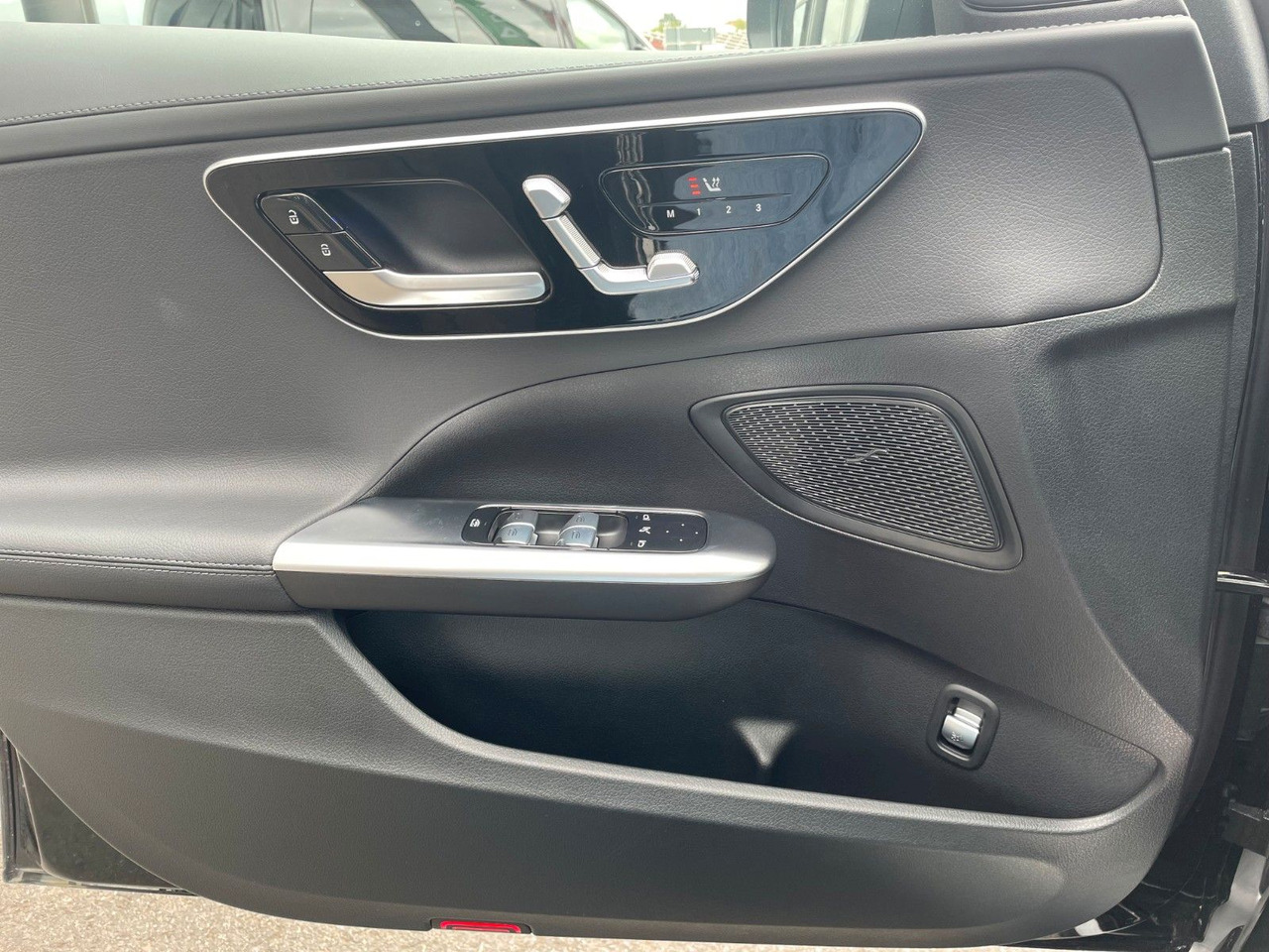 Coche familiar Mercedes-Benz C 200 d T AMG+Night+360°+Digital+Memory+Keyless: foto 14 Coche familiar Mercedes-Benz C 200 d T AMG+Night+360°+Digital+Memory+Keyless: foto 14