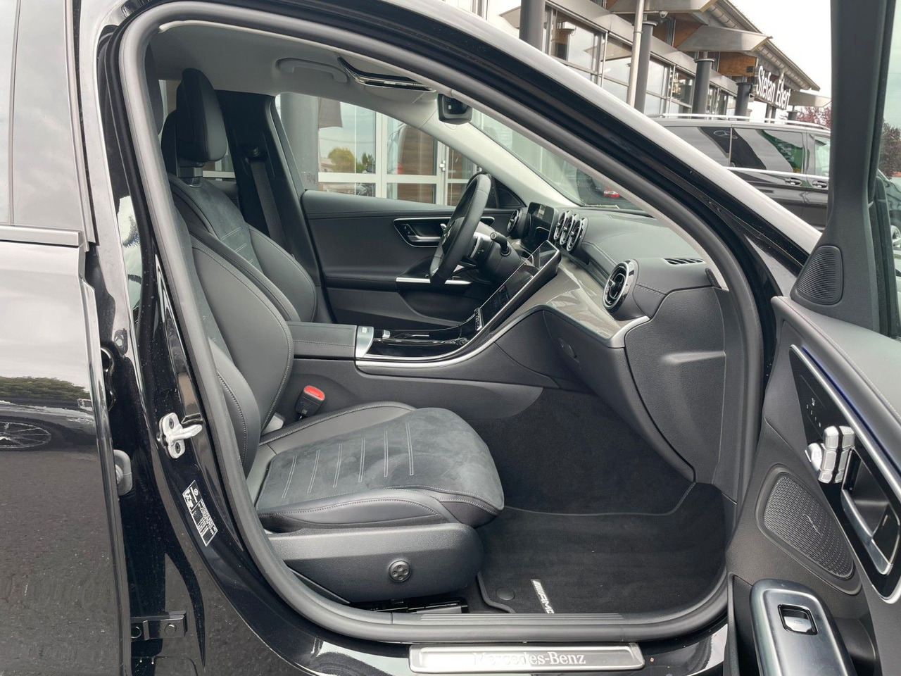 Coche familiar Mercedes-Benz C 200 d T AMG+Night+360°+Digital+Memory+Keyless: foto 8 Coche familiar Mercedes-Benz C 200 d T AMG+Night+360°+Digital+Memory+Keyless: foto 8