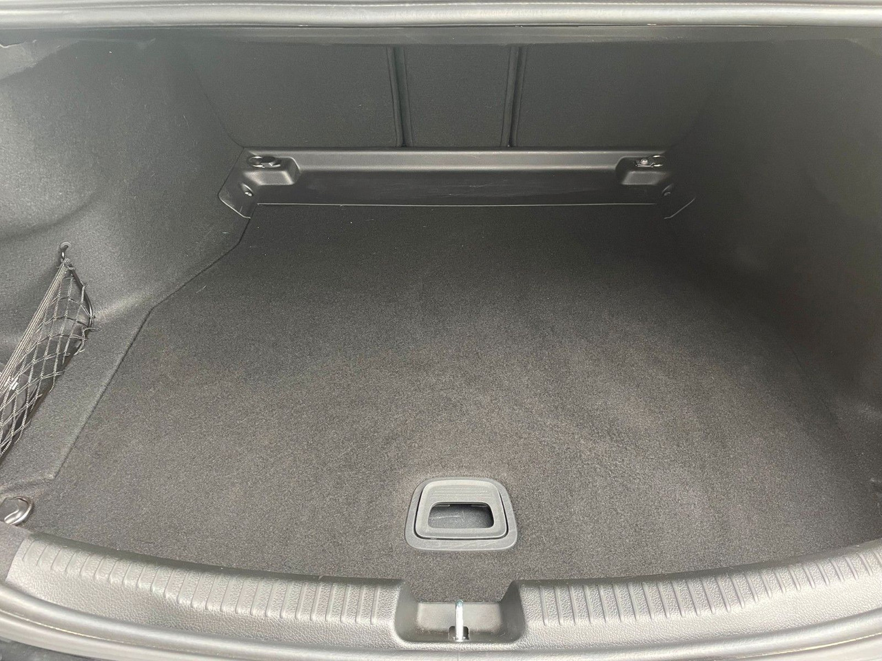 Mercedes-Benz C 200d AVANTGARDE LED+AHK+RKamera+MBUX+ - Sedan: foto 5 Mercedes-Benz C 200d AVANTGARDE LED+AHK+RKamera+MBUX+ - Sedan: foto 5