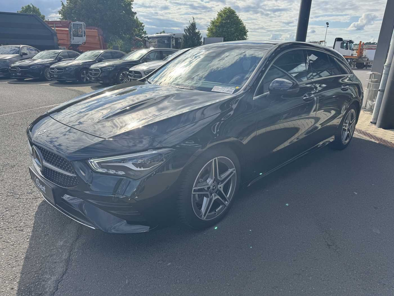 Mercedes-Benz CLA 180 Shooting Brake+AMG+Distr+AHK+RFK+ - Coche: foto 2 Mercedes-Benz CLA 180 Shooting Brake+AMG+Distr+AHK+RFK+ - Coche: foto 2
