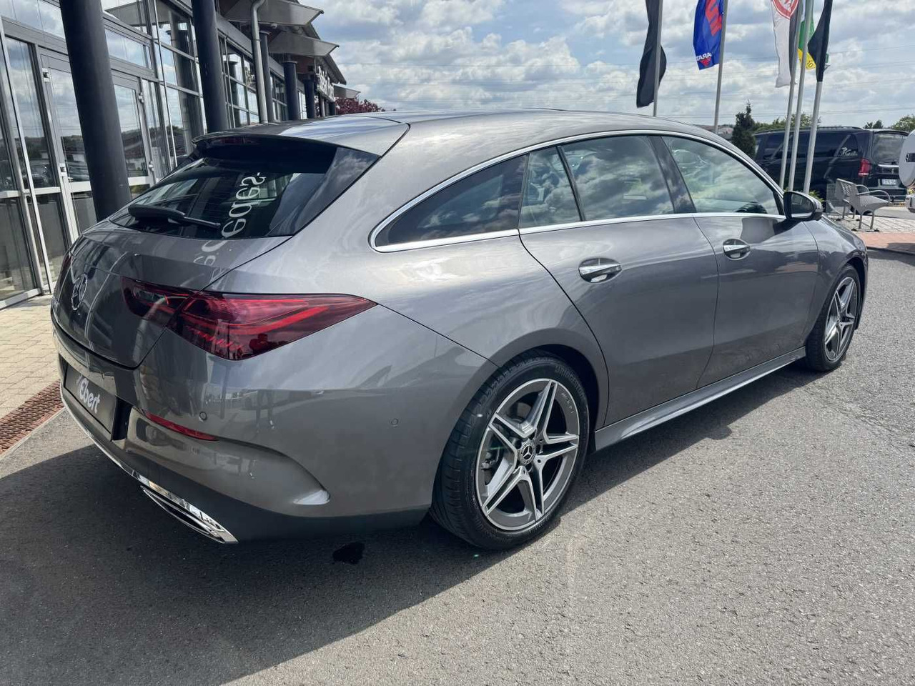 Mercedes-Benz CLA 200 AMG+Pano+MultiBeam+DistrPro+HUD+360 - Coche: foto 4 Mercedes-Benz CLA 200 AMG+Pano+MultiBeam+DistrPro+HUD+360 - Coche: foto 4