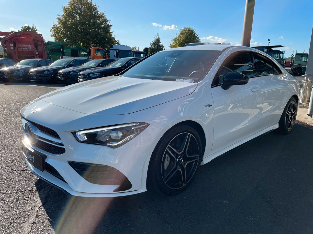 Mercedes-Benz CLA 35 AMG Aero+TotW+R-Kamera+Ambiente - Coupé: foto 2 Mercedes-Benz CLA 35 AMG Aero+TotW+R-Kamera+Ambiente - Coupé: foto 2